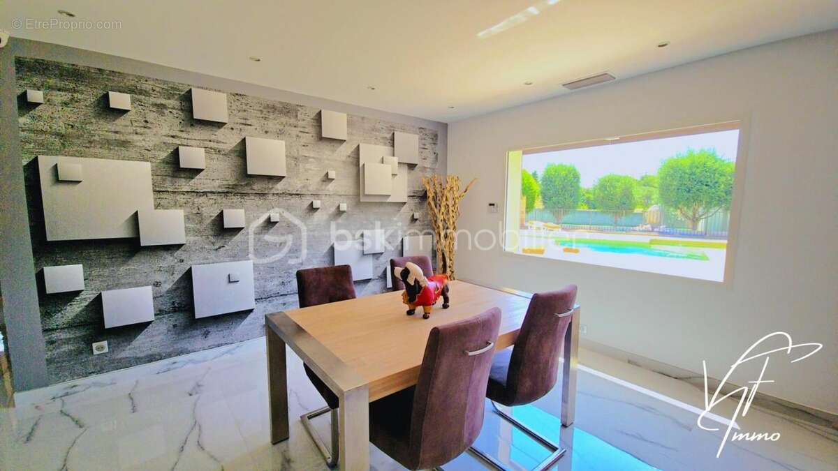 Maison à LA CADIERE-D'AZUR