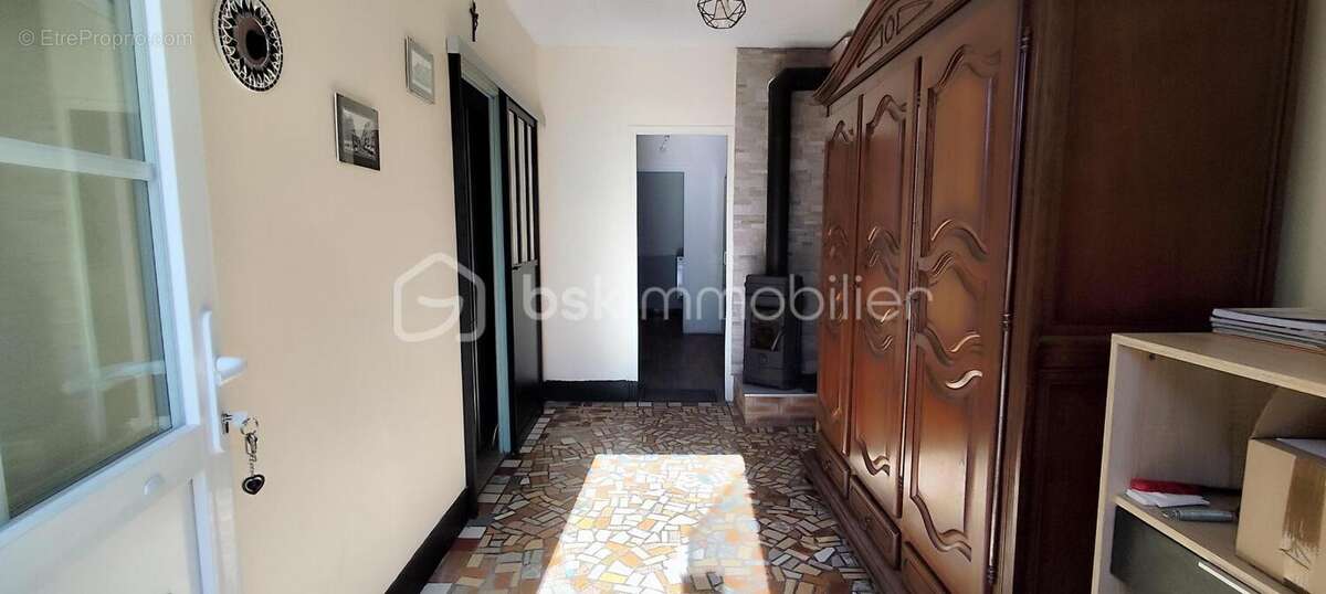 Maison à SAINT-ELLIER-DU-MAINE