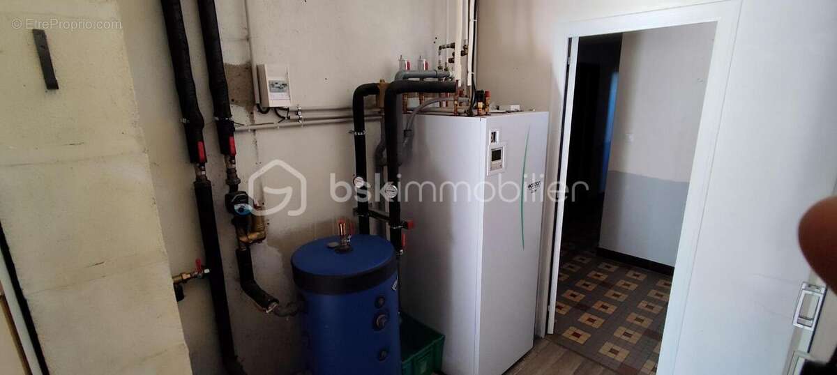 Maison à SAINT-ELLIER-DU-MAINE