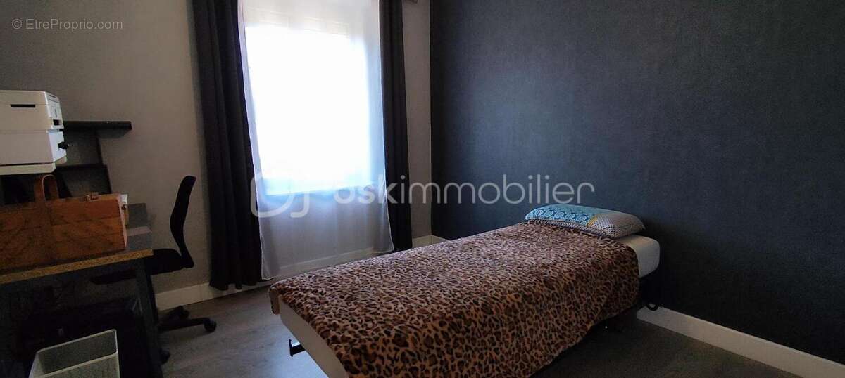 Maison à SAINT-ELLIER-DU-MAINE