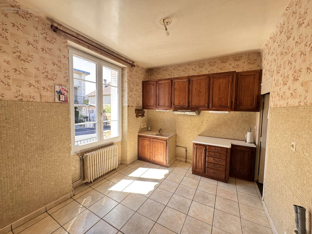 Maison à BRIVE-LA-GAILLARDE