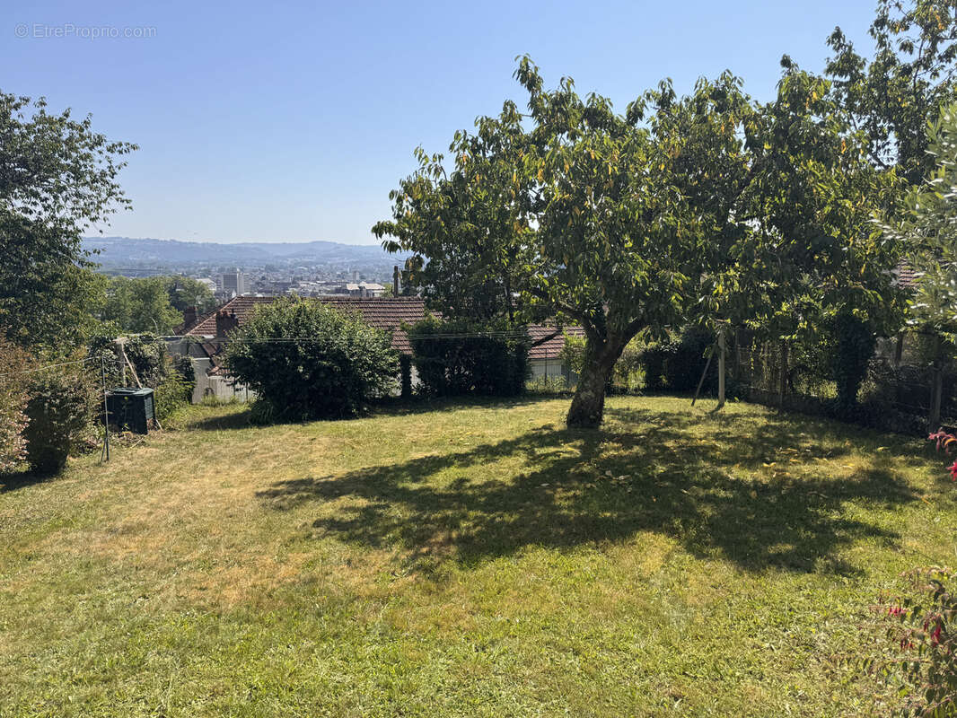 Maison à BRIVE-LA-GAILLARDE