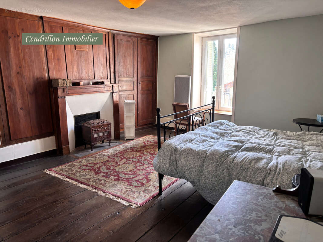 Maison à BOURGANEUF