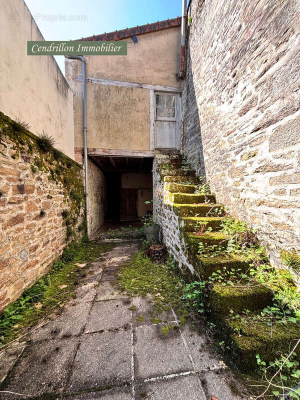 Maison à BOURGANEUF