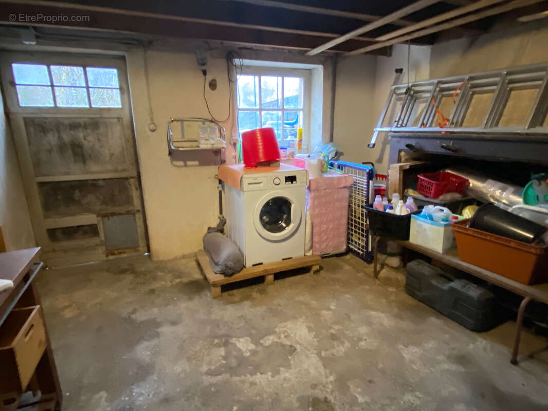 Maison à SAUVETERRE-LA-LEMANCE