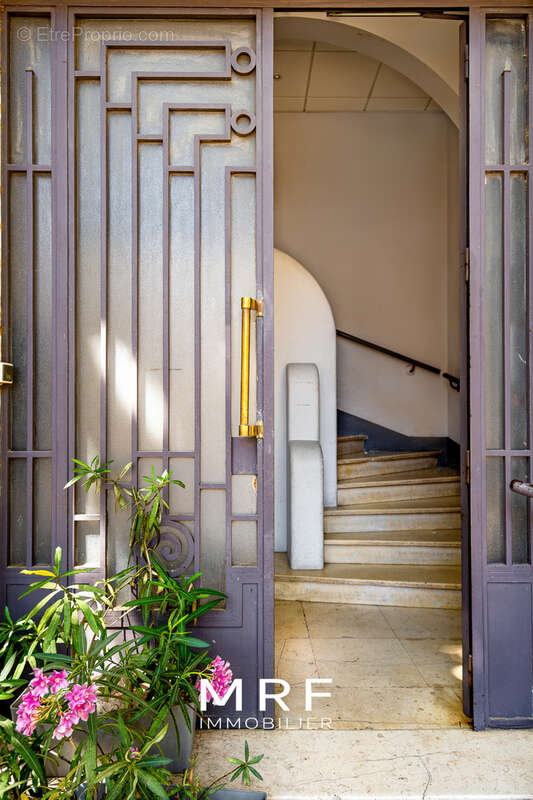 Appartement à MARSEILLE-8E