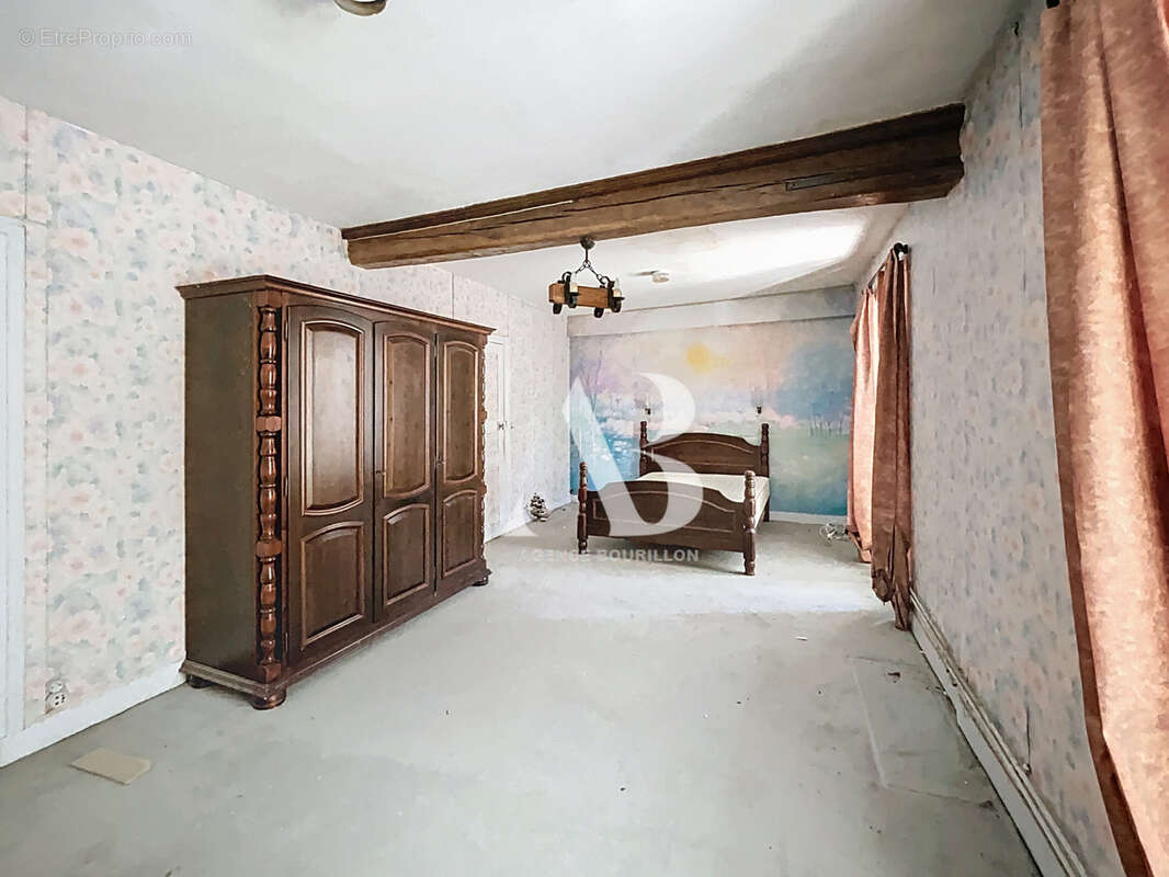 Maison à GRANDPUITS-BAILLY-CARROIS