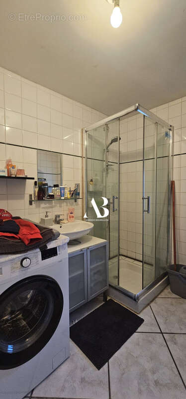 Maison à LAVAL-EN-BRIE