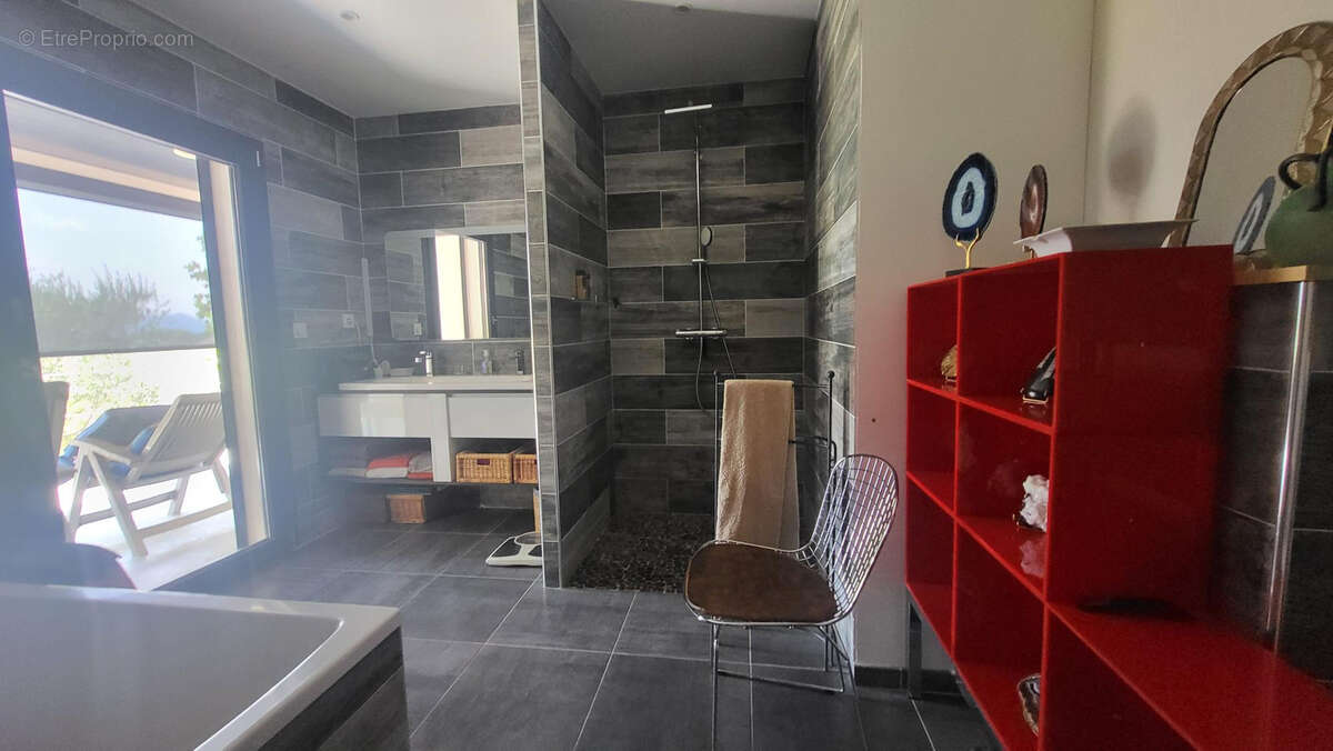 Autre à SAINT-PRIVAT-DES-VIEUX