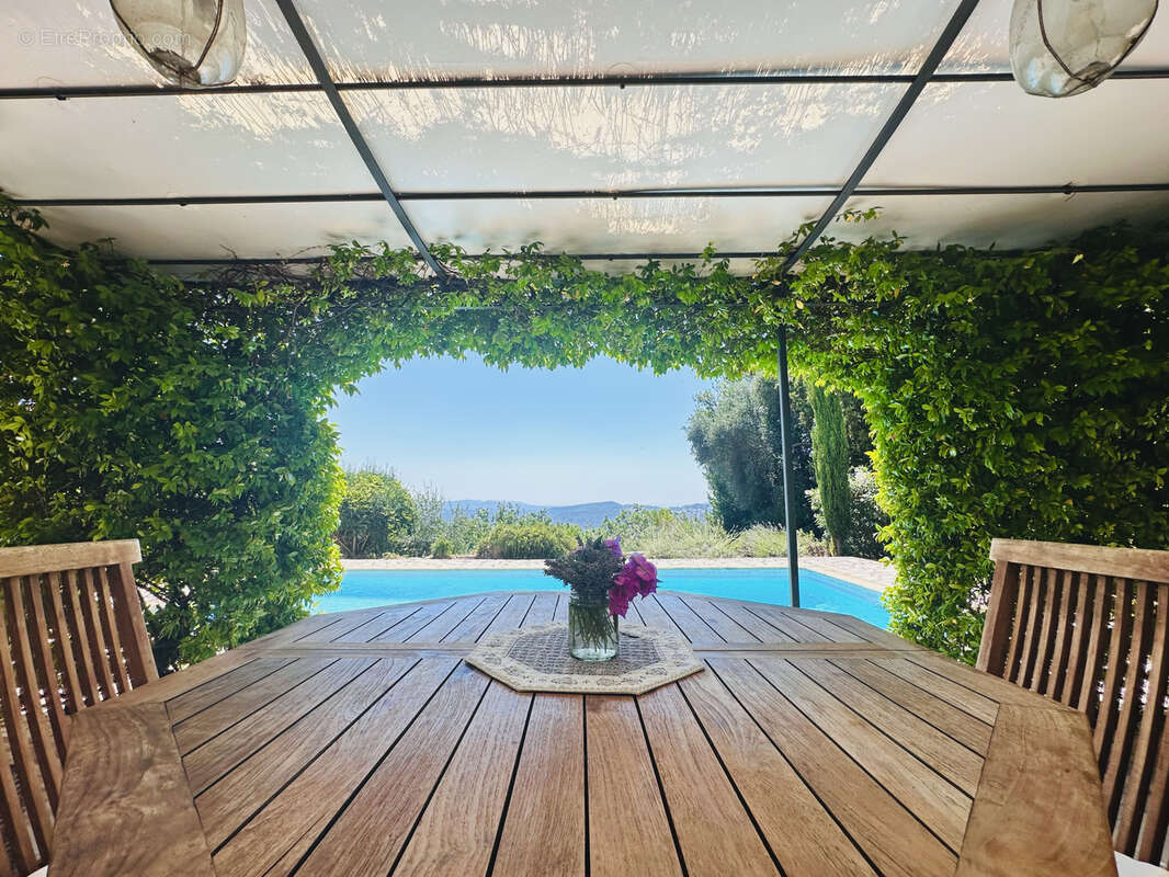 Maison à SPERACEDES