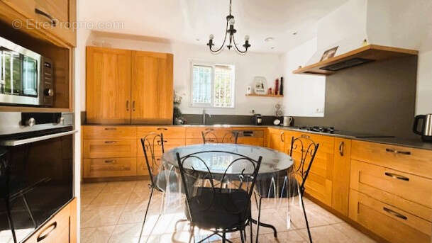 Maison à VILLELONGUE-DE-LA-SALANQUE