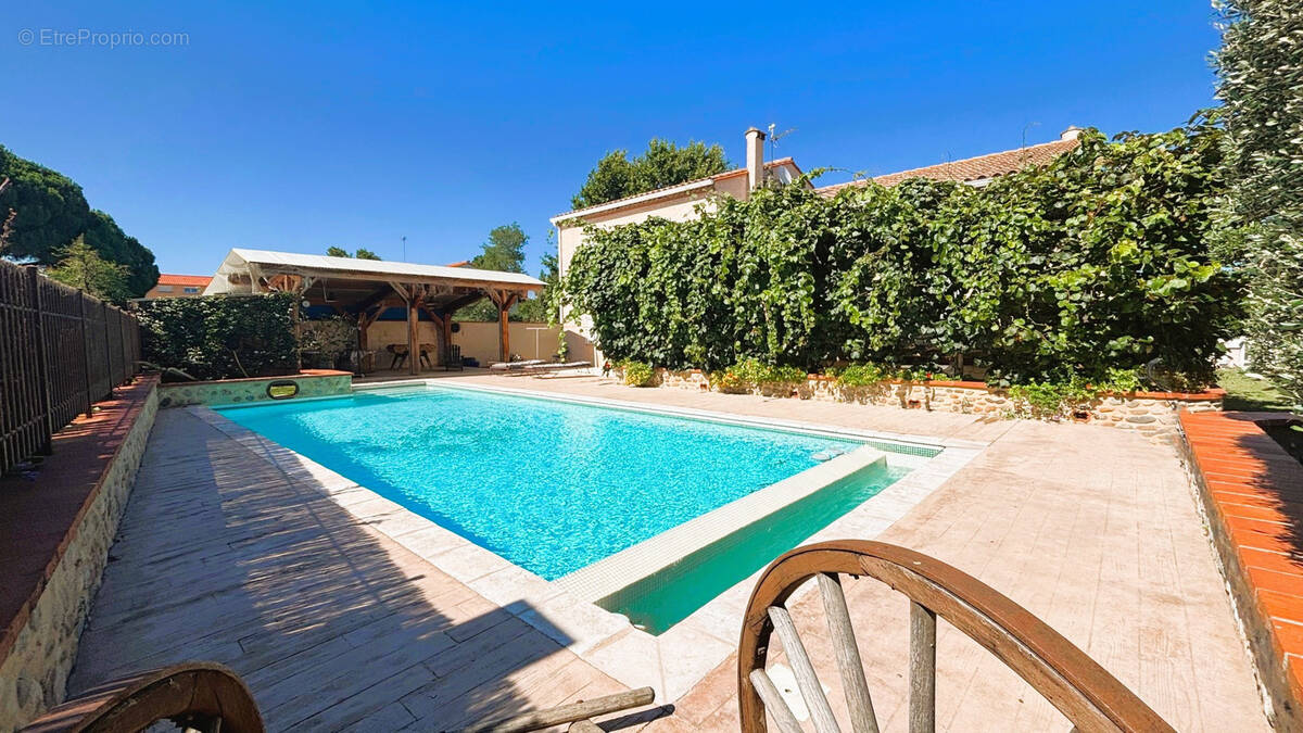 Maison à VILLELONGUE-DE-LA-SALANQUE