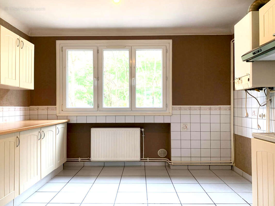 Appartement à UNIEUX