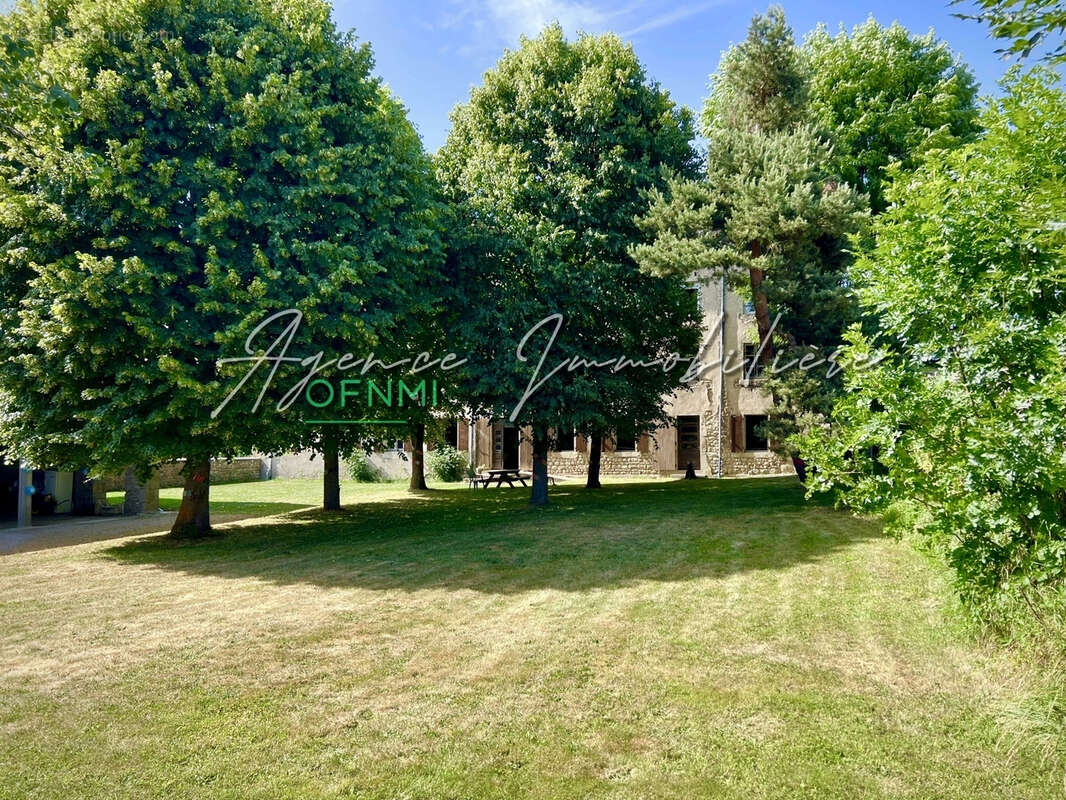 Maison à SAINT-GEORGES-LAGRICOL