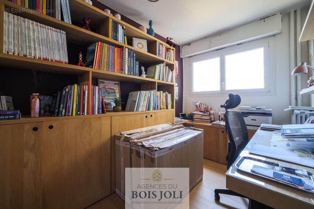 Appartement à PARIS-12E