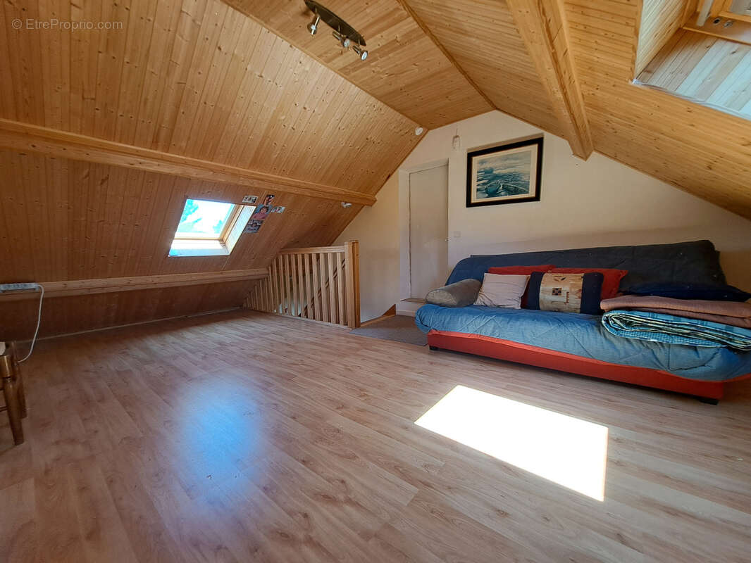 Maison à COURLON-SUR-YONNE