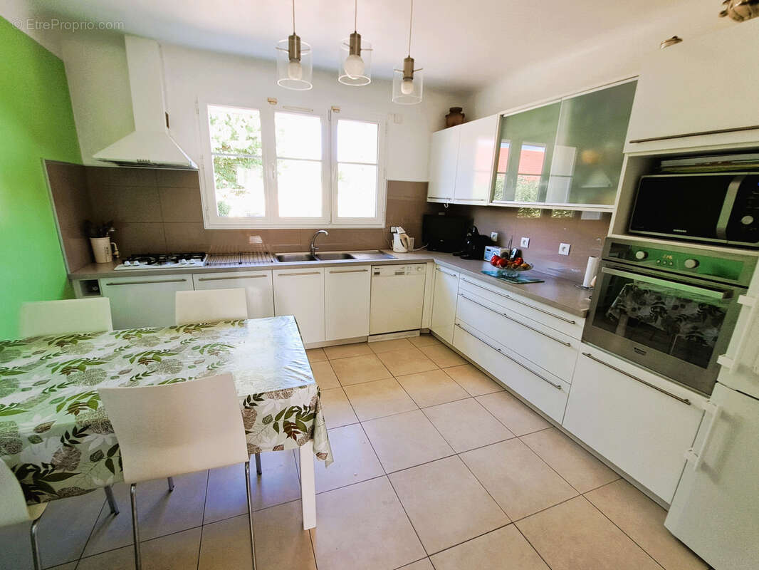 Maison à COURLON-SUR-YONNE