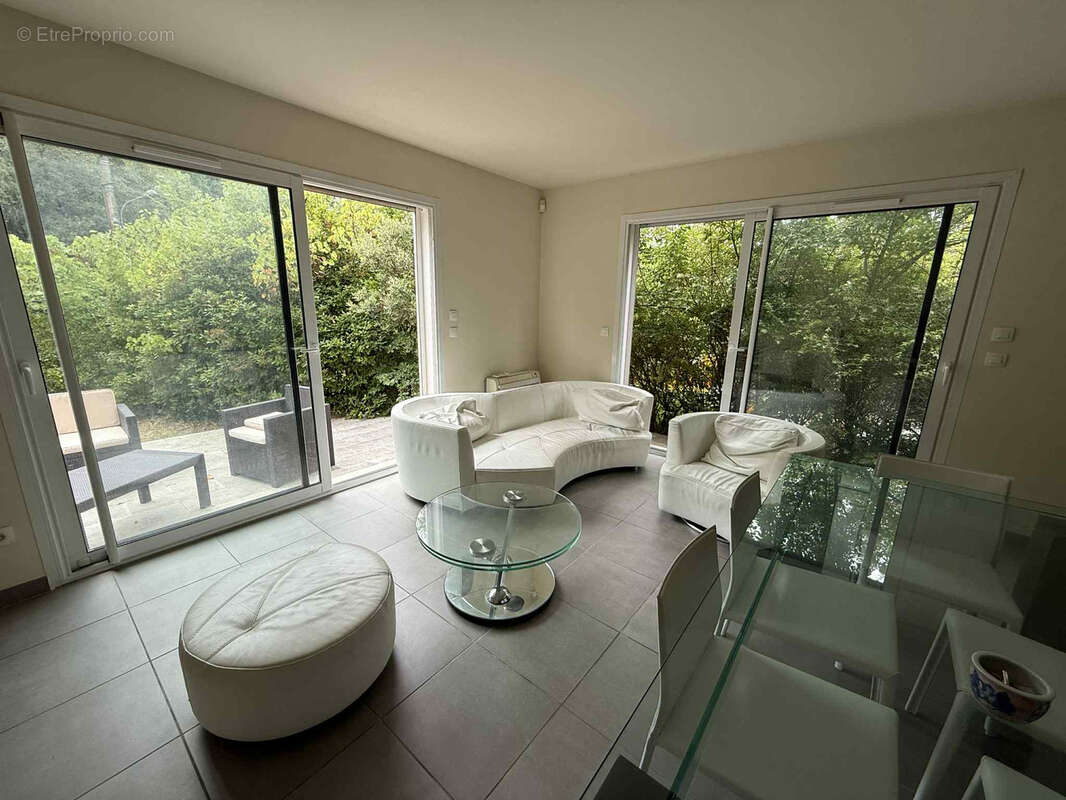 Maison à MOUSSOULENS