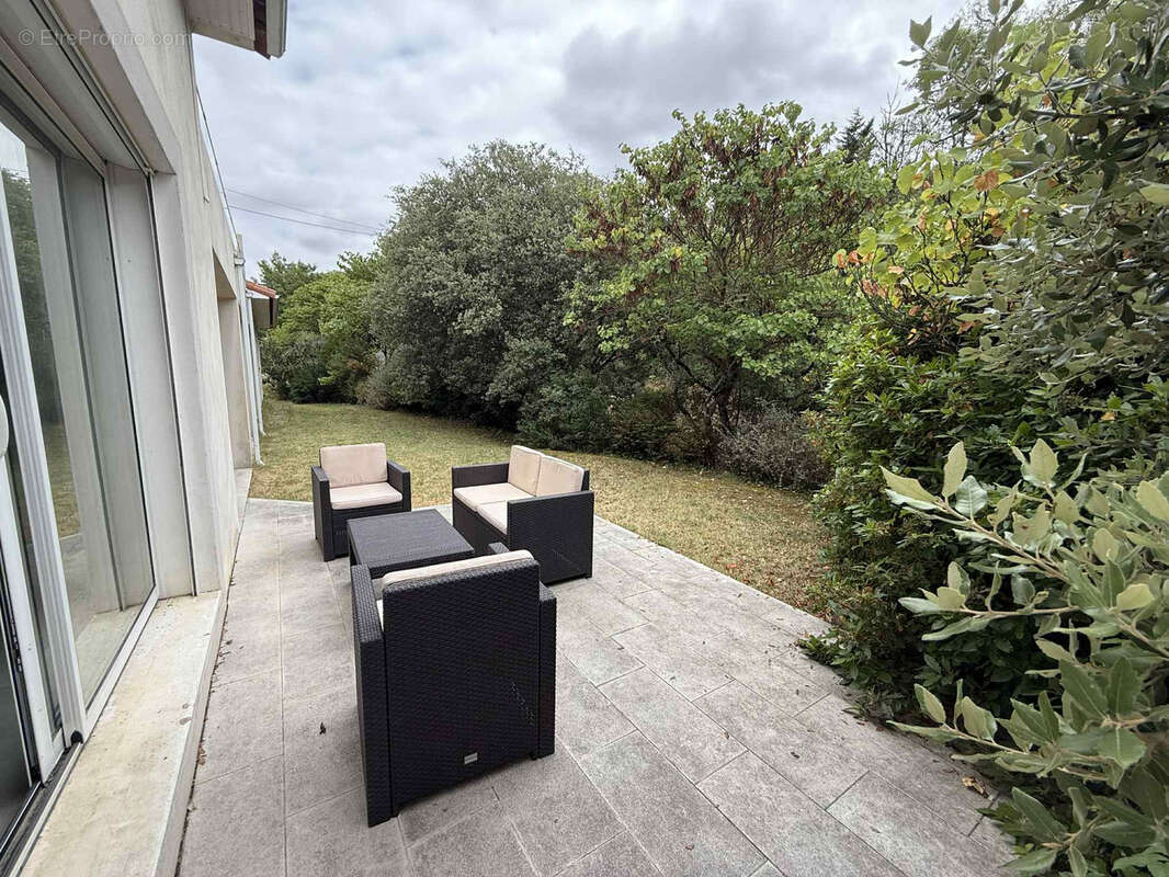 Maison à MOUSSOULENS