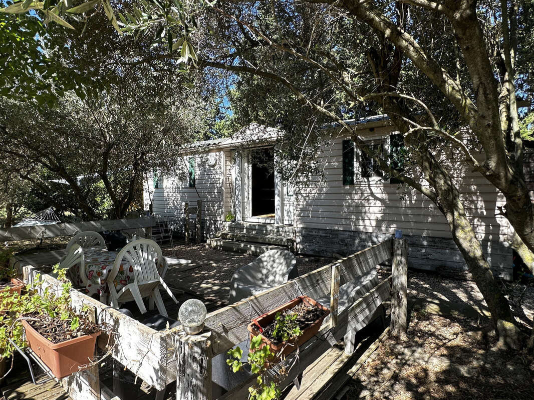 Commerce à TARASCON