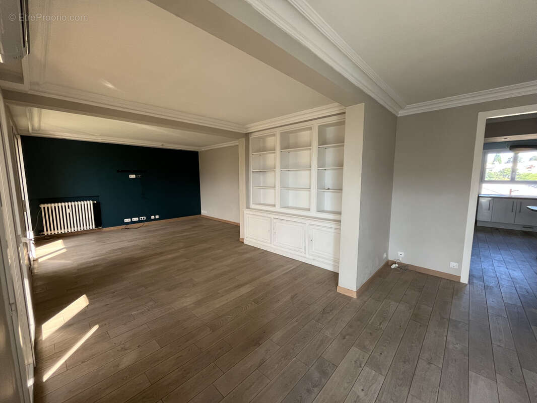 Appartement à VILLENEUVE-LES-AVIGNON