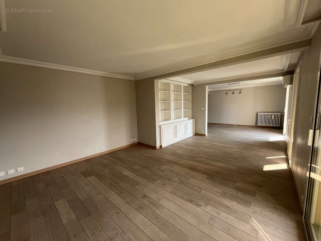 Appartement à VILLENEUVE-LES-AVIGNON