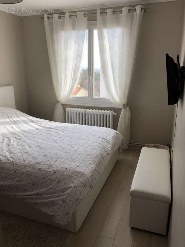 Appartement à VILLENEUVE-LES-AVIGNON