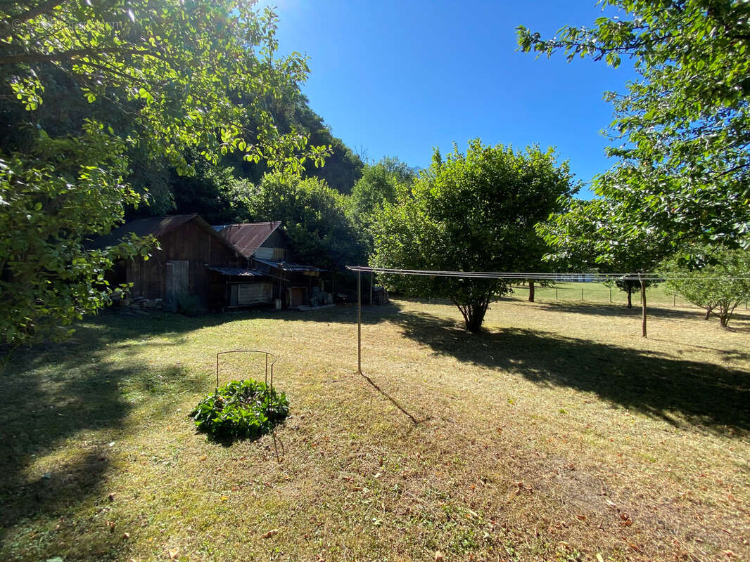 Maison à SAINTE-MARIE-DE-CUINES