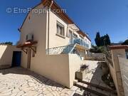 Maison à SAINT-GENIS-DES-FONTAINES