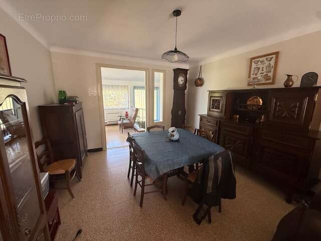 Maison à SAINT-GENIS-DES-FONTAINES