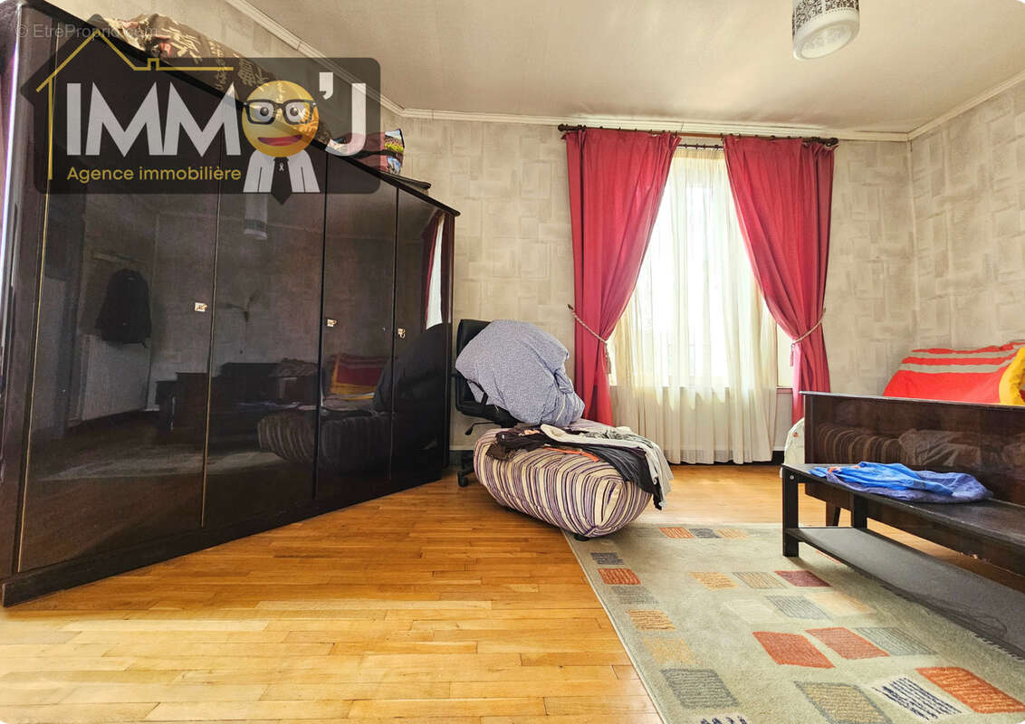 Appartement à NEUVES-MAISONS