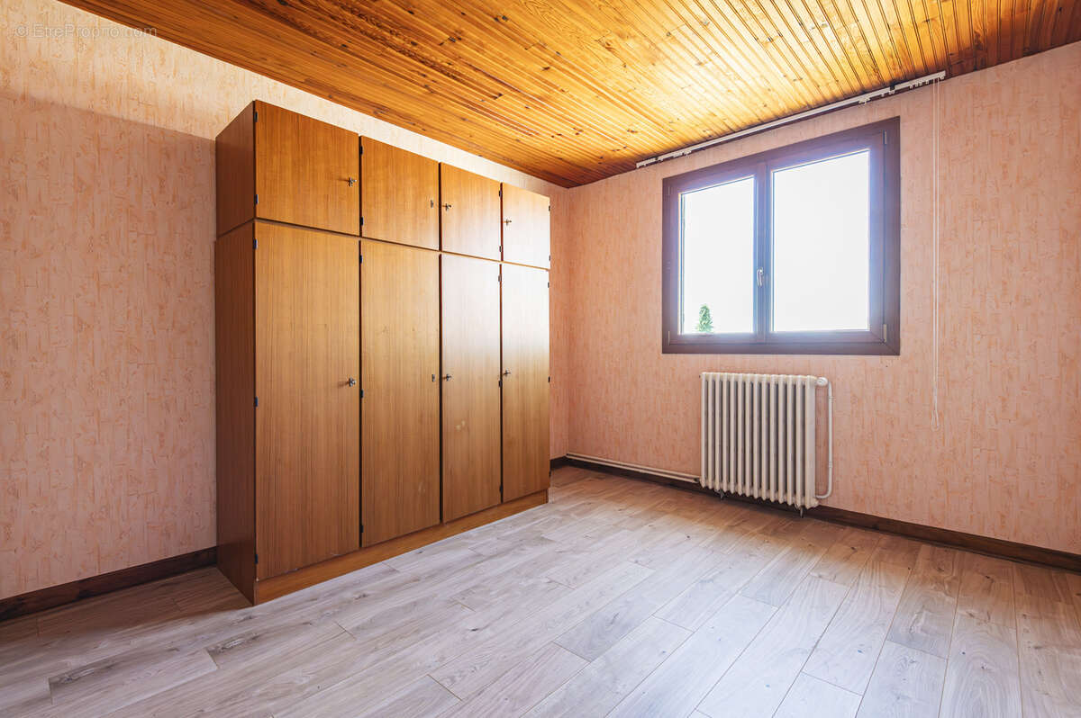 Maison à LES MESNEUX