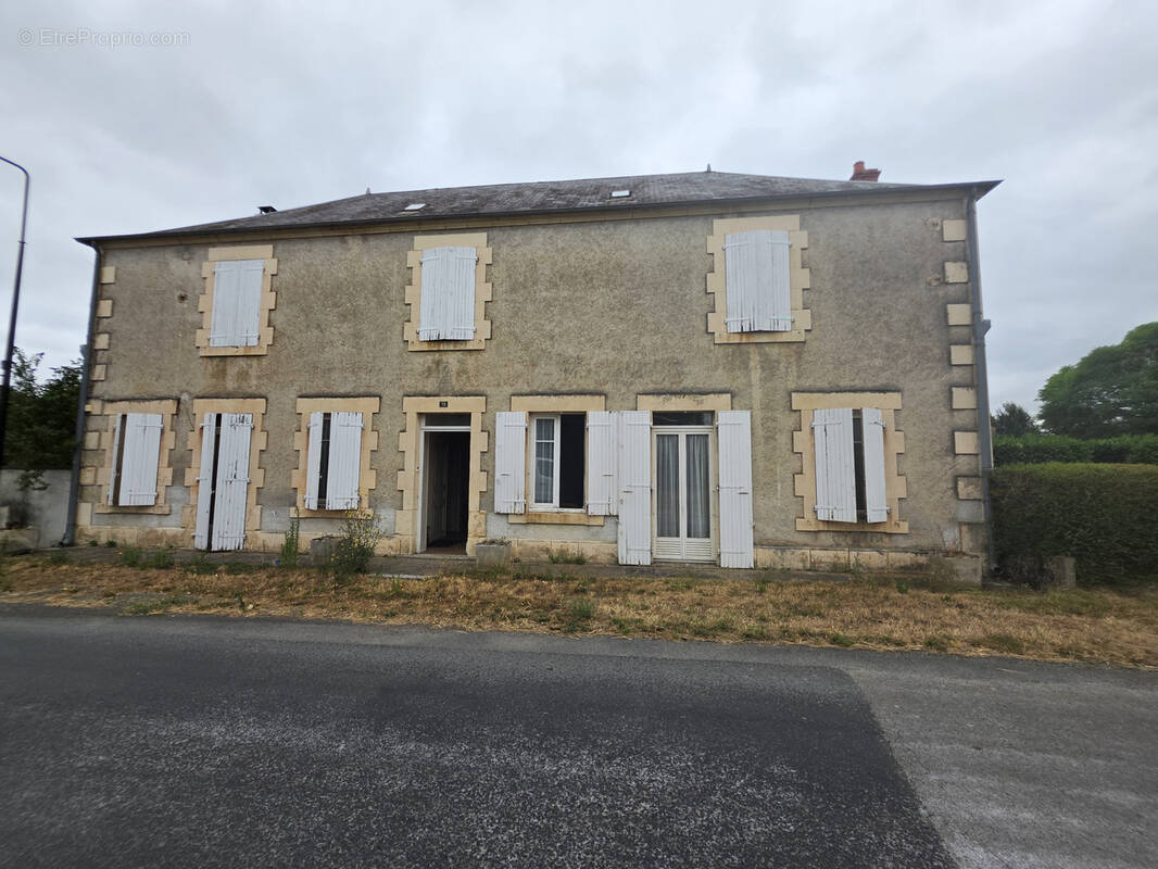 Maison à ARPHEUILLES