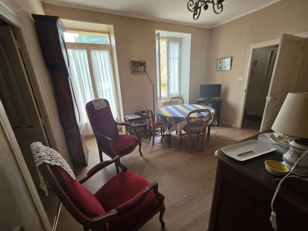 Maison à ARPHEUILLES