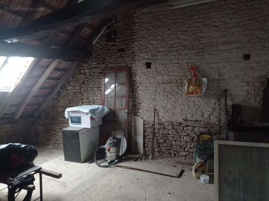 Appartement à VENAREY-LES-LAUMES