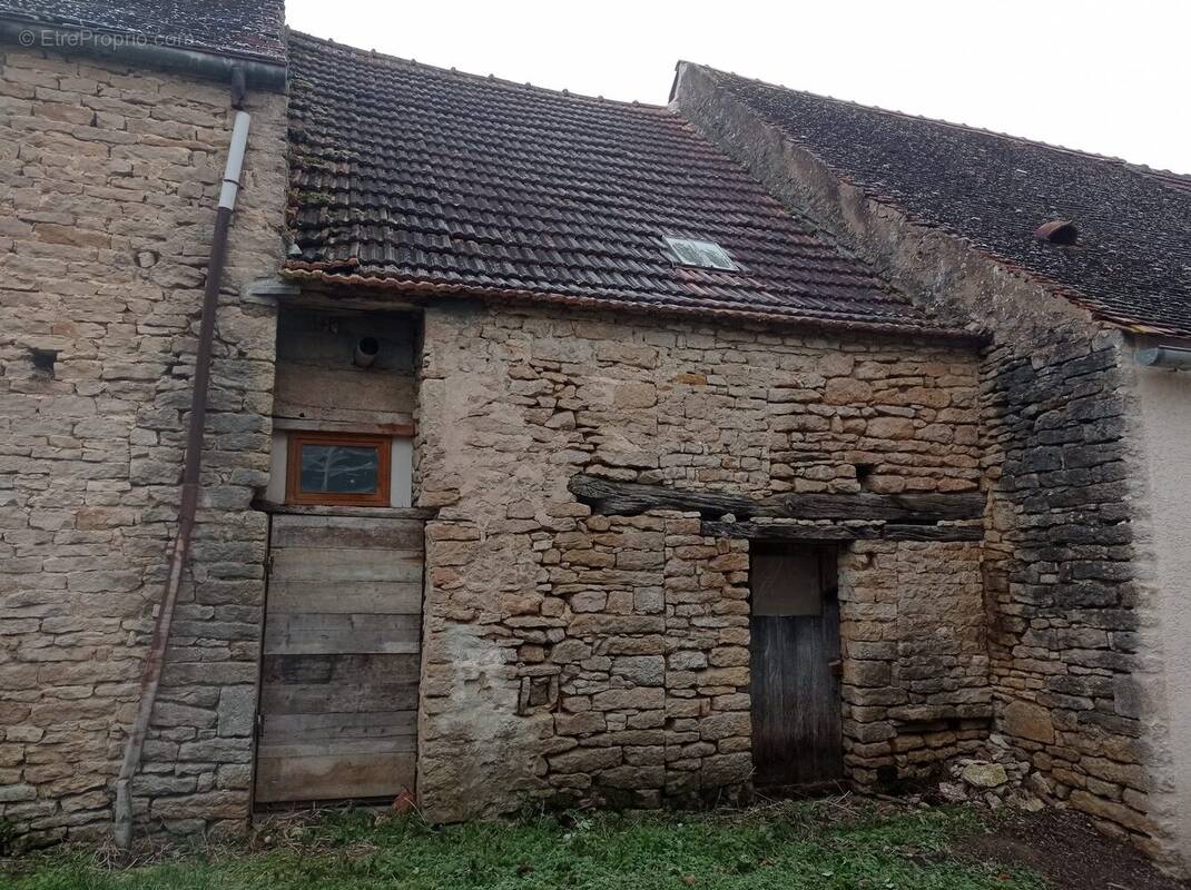 Appartement à VENAREY-LES-LAUMES