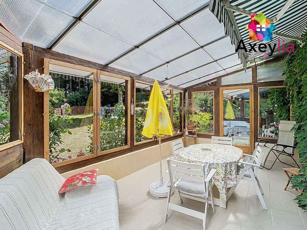 Maison à SAINT-RIRAND