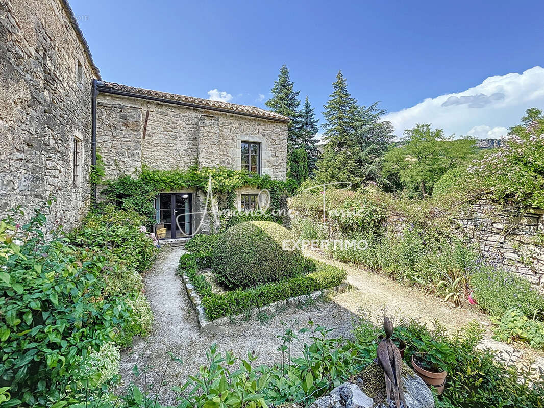 Maison à LE CLAPIER