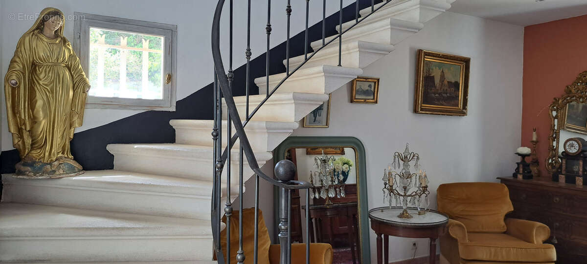 Maison à L&#039;ISLE-SUR-LA-SORGUE