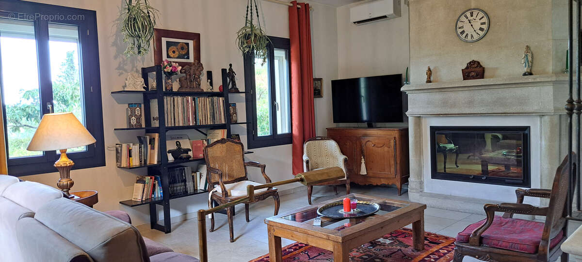 Maison à L&#039;ISLE-SUR-LA-SORGUE