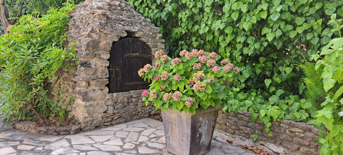 Maison à L&#039;ISLE-SUR-LA-SORGUE
