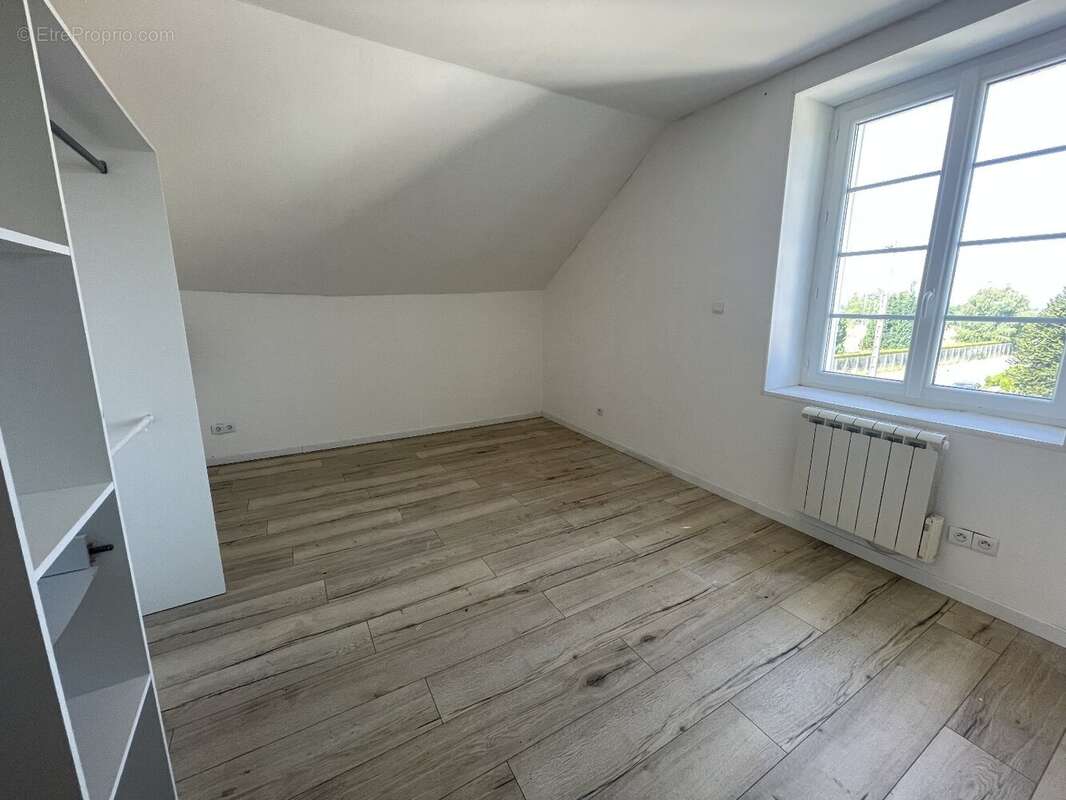 Maison à SAINT-YRIEIX-LA-PERCHE