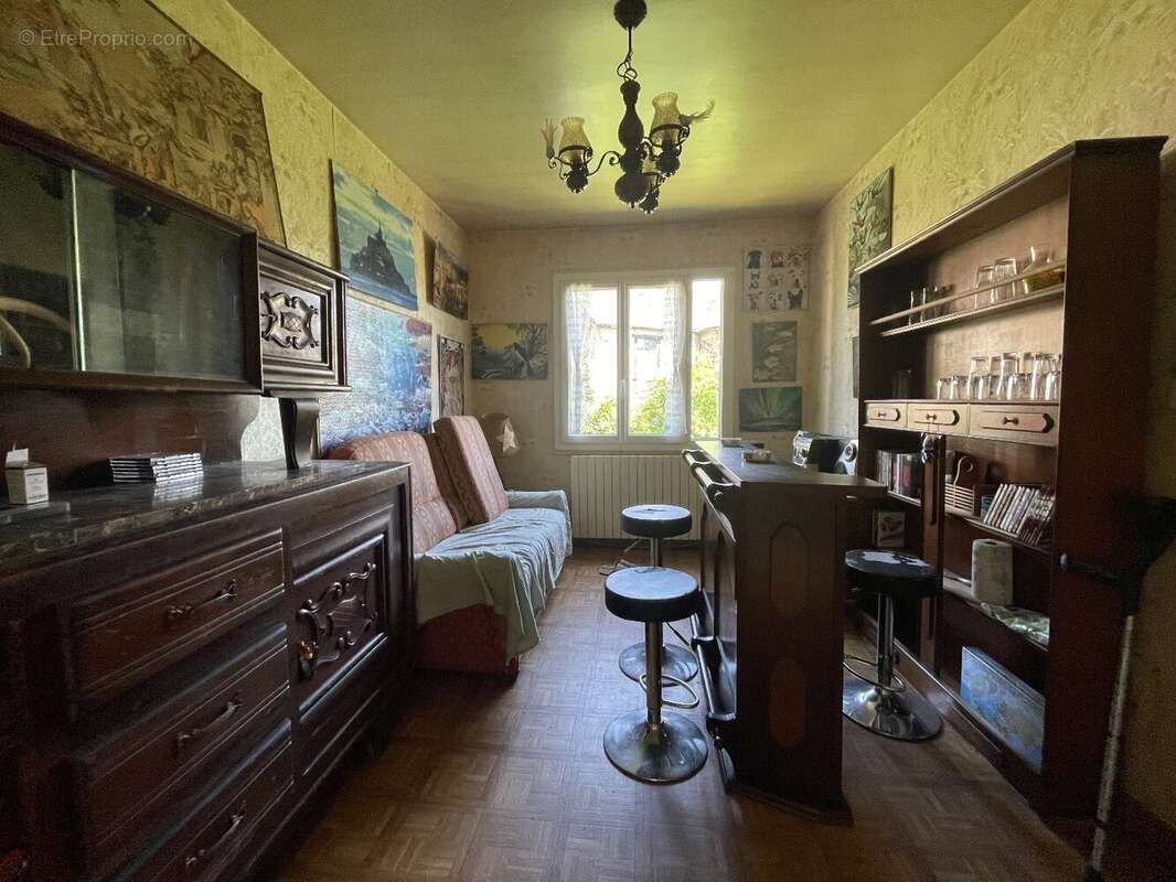 Appartement à SAINT-YRIEIX-LA-PERCHE