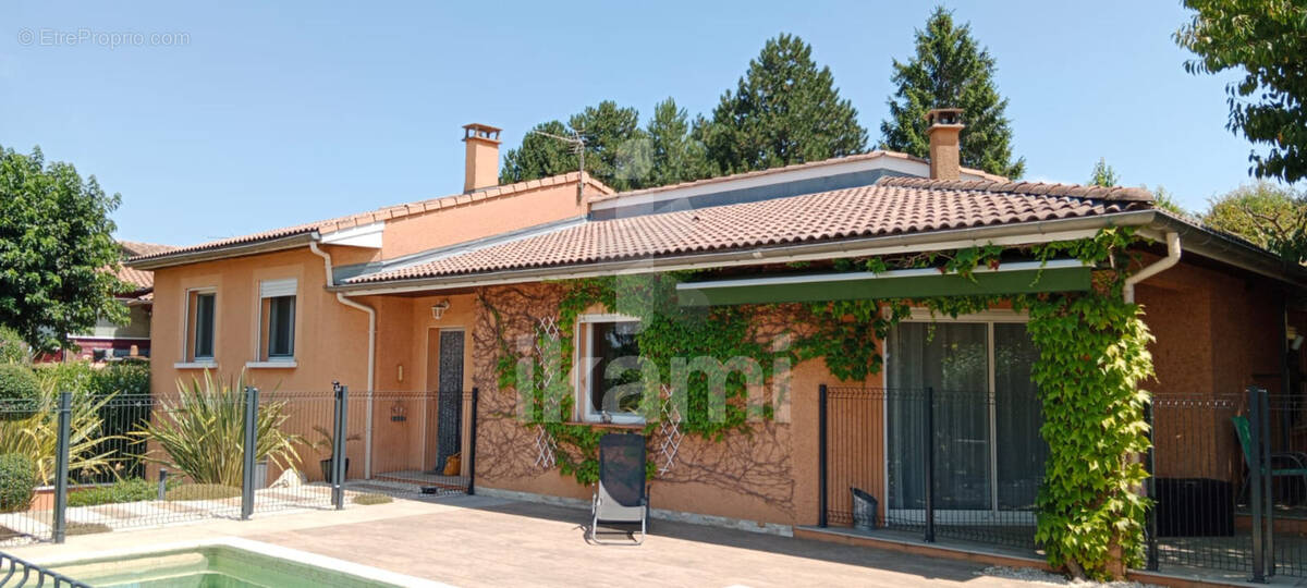 Maison à SAINT-DONAT-SUR-L&#039;HERBASSE