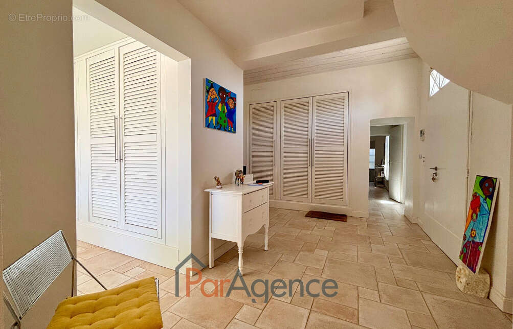 Maison à SAINT-SULPICE-DE-ROYAN