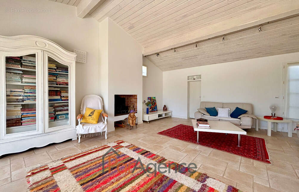 Maison à SAINT-SULPICE-DE-ROYAN