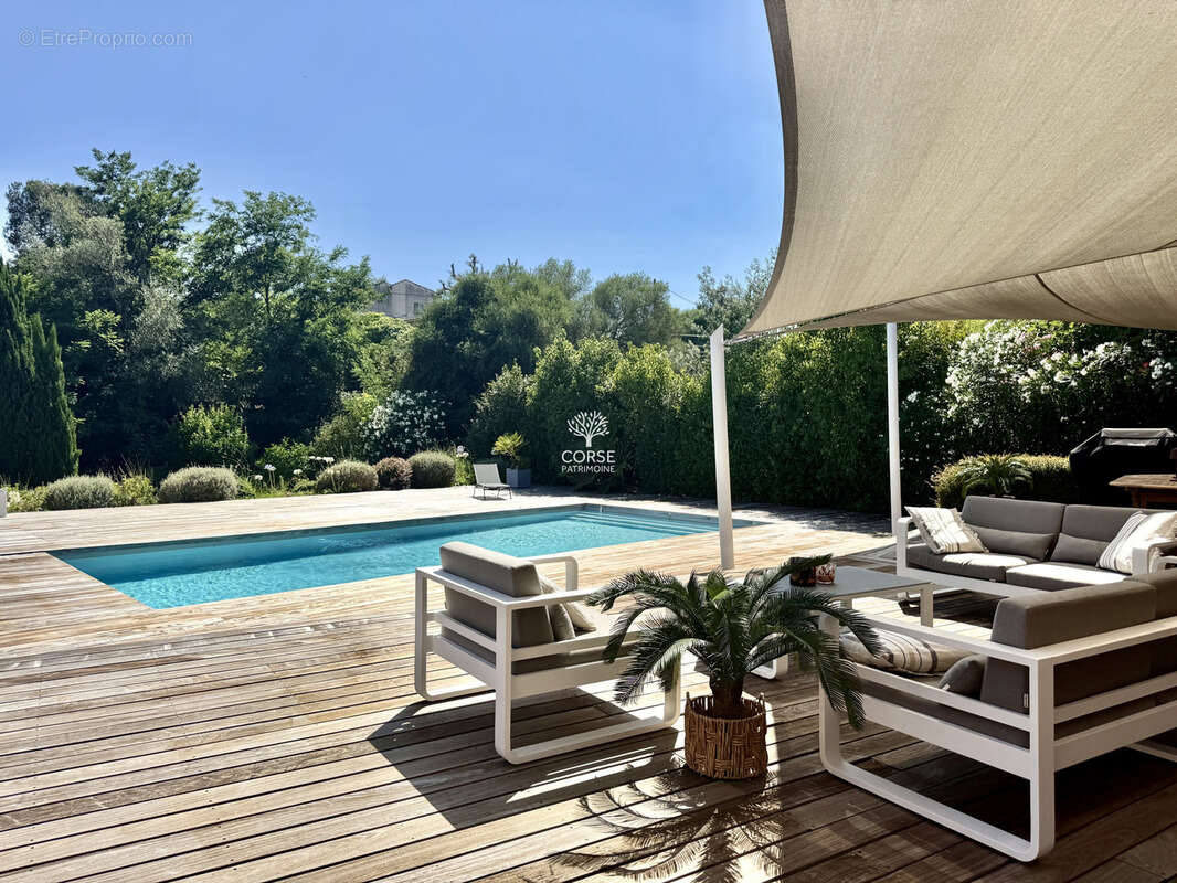 Maison à PORTO-VECCHIO