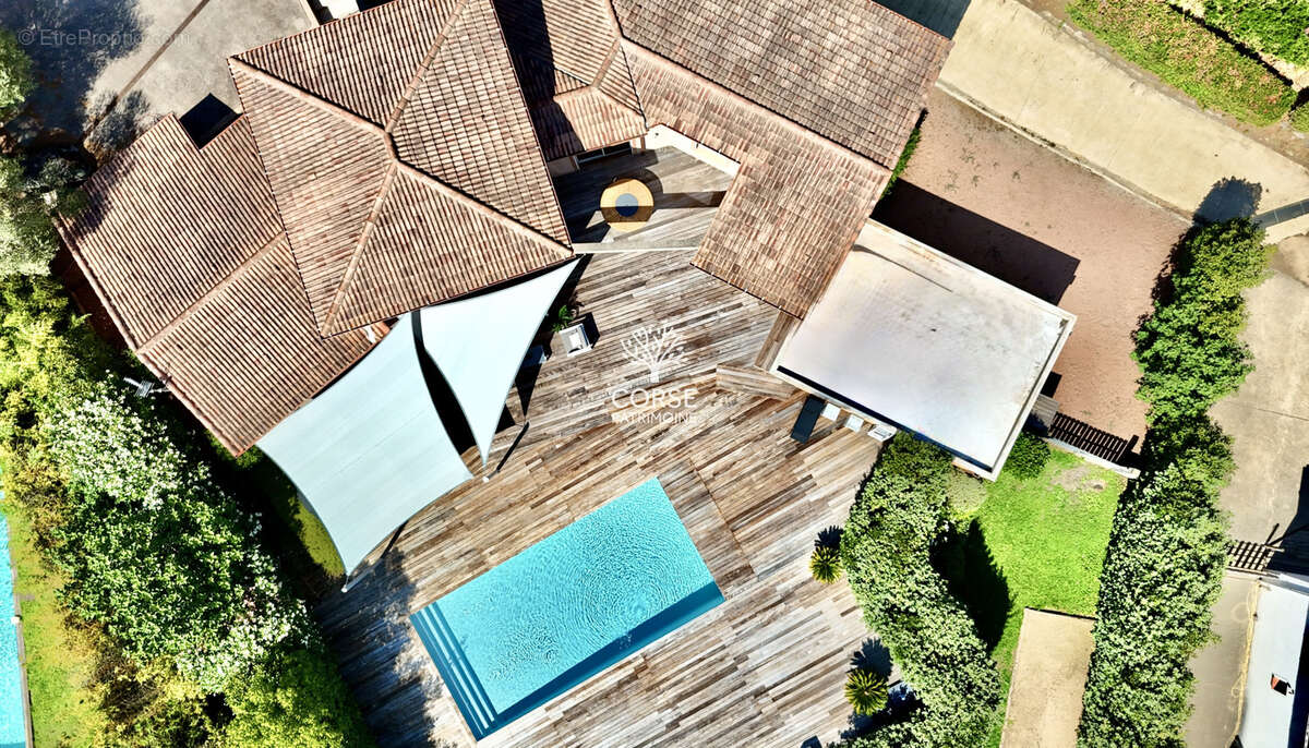 Maison à PORTO-VECCHIO