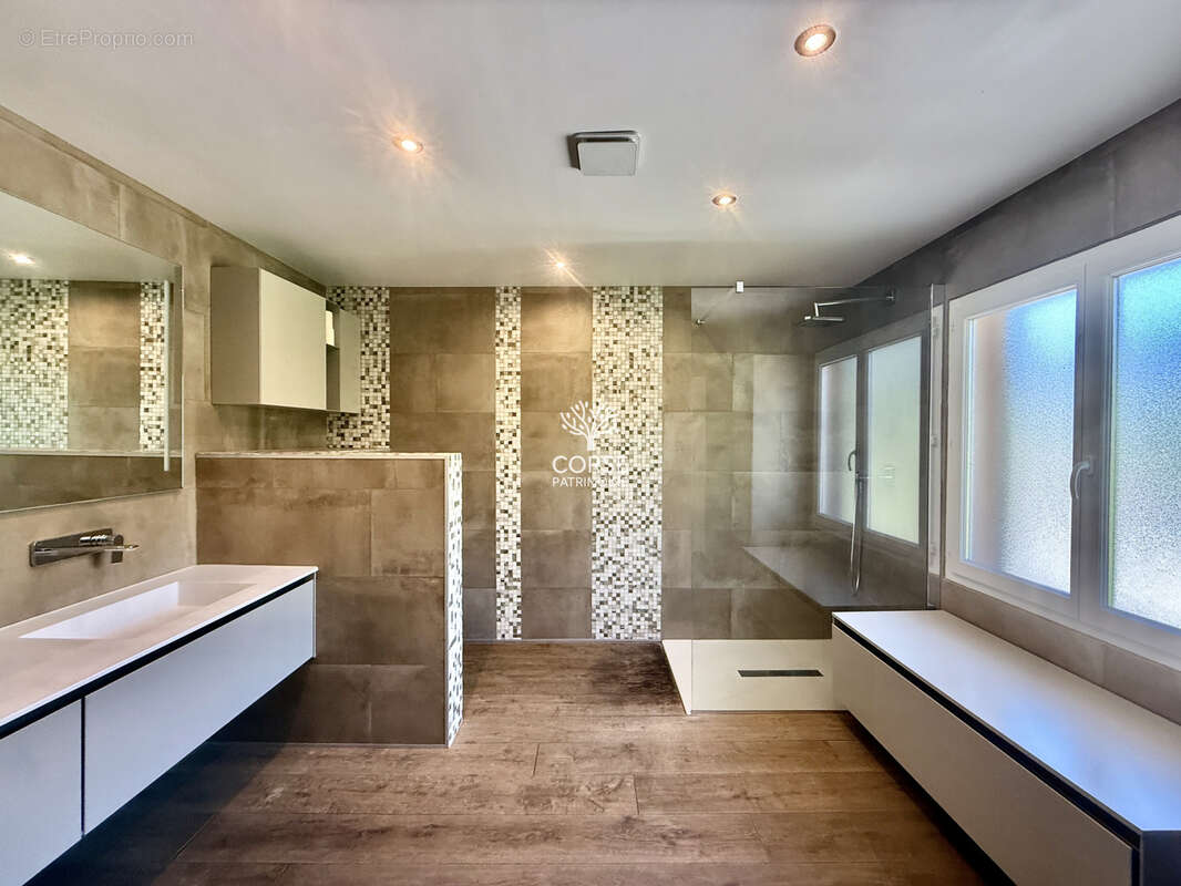 Maison à PORTO-VECCHIO