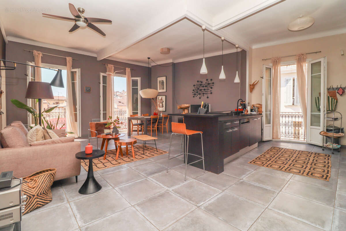 Appartement à CANNES